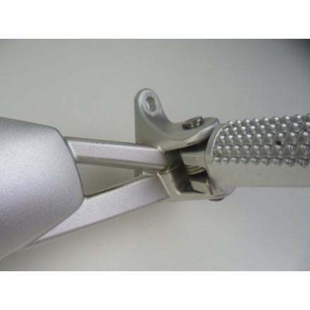 GRUPPO PEDANA SUPPORTO ANTERIORE PILOTA DESTRA ORIGINALE PER BMW K1200 S 2007