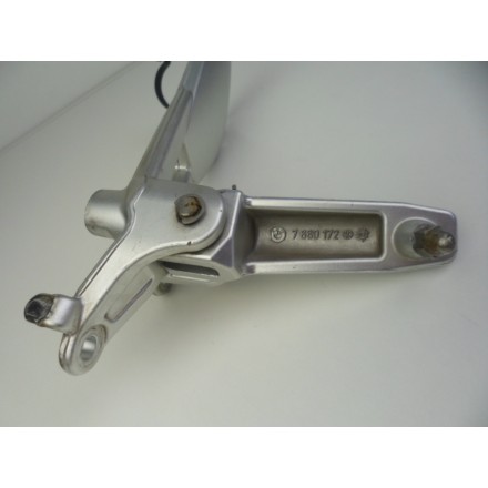 GRUPPO PEDANA SUPPORTO ANTERIORE PILOTA DESTRA ORIGINALE PER BMW K1200 S 2007
