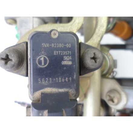 CORPO FARFALLATO INIETTORI CARBURANTE CON TPS MOTORE ORIGINALE YAMAHA FZ6 2007