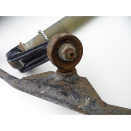 PIASTRA CANOTTO ANTERIORE CON BRACCIO FORCELLE ORIGINALE PIAGGIO MP3 250 2007