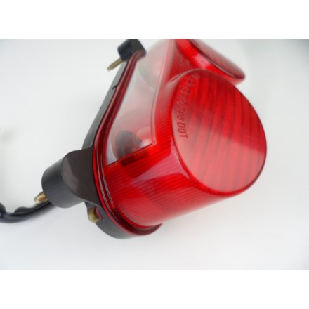 KOITO FARO FANALE GRUPPO OTTICO STOP POSTERIORE ORIGINALE KAWASAKI ZR-7 S 2004