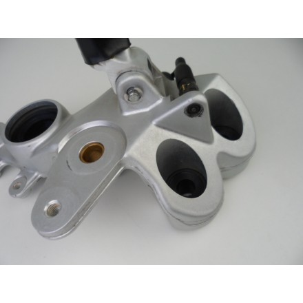 82410711A SUPPORTO CON PEDANA ANTERIORE DESTRA DUCATI MULTISTRADA 1000 DS 2004