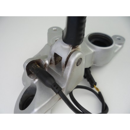 82410711A SUPPORTO CON PEDANA ANTERIORE DESTRA DUCATI MULTISTRADA 1000 DS 2004