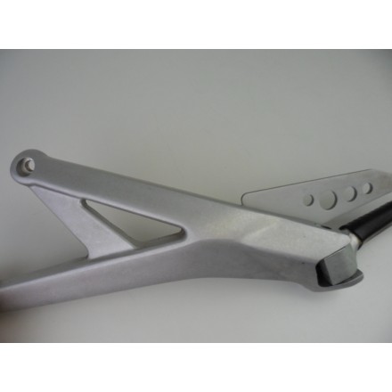 82410801A SUPPORTO E PEDANA POSTERIORE SINISTRA DUCATI MULTISTRADA 1000 DS 2004