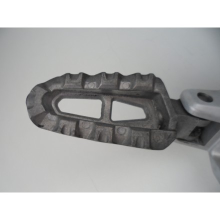 82431701A SUPPORTO CON PEDANA POSTERIORE SINISTRA DUCATI MULTISTRADA 1200 S 2011