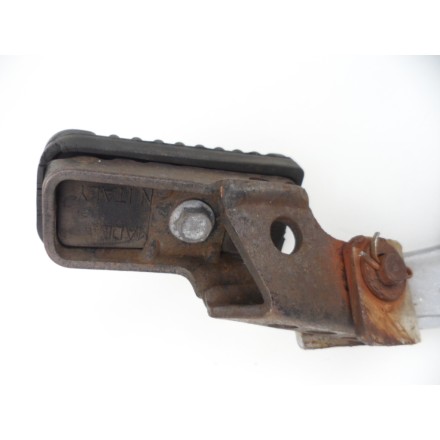 SUPPORTO CON PEDANA ANTERIORE PILOTA SINISTRA ORIGINALE APRILIA PEGASO 650 1998