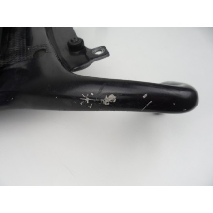MANIGLIONE PORTAPACCHI SUPPORTO POSTERIORE ORIGINALE APRILIA PEGASO 650 1998