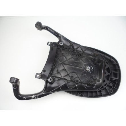 MANIGLIONE PORTAPACCHI SUPPORTO POSTERIORE ORIGINALE APRILIA PEGASO 650 1998
