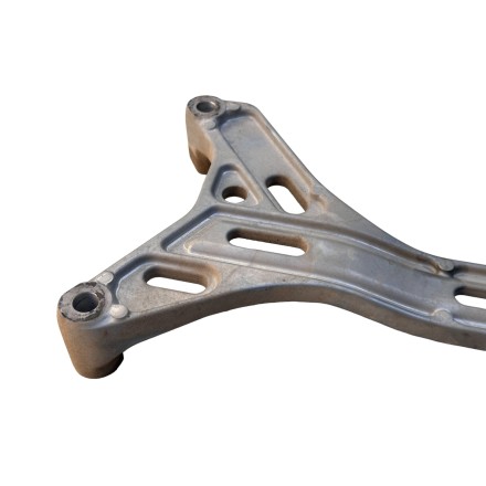 SUPPORTO SCARICO STAFFA RUOTA ORIGINALE HONDA PANTHEON 125 FES (1998-2002)