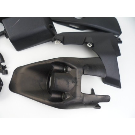 SET PLASTICHE SUPPORTI ED ACCESSORI CARROZZERIA VARIA DUCATI MONSTER 821 2015