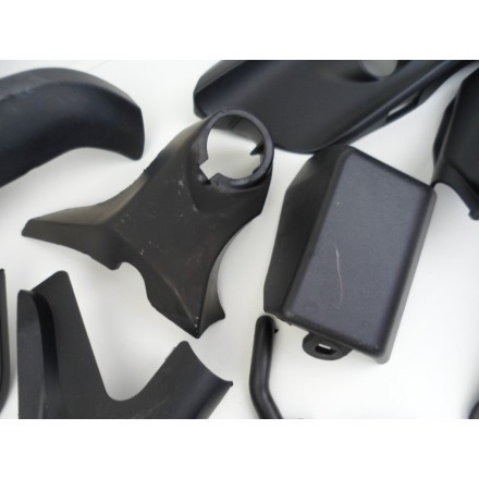 SET PLASTICHE SUPPORTI ED ACCESSORI CARROZZERIA VARIA DUCATI MONSTER 821 2015