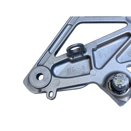 COPPIA SUPPORTI CON PEDANE ORIGINALE HONDA HORNET 600 2007