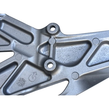 COPPIA SUPPORTI CON PEDANE ORIGINALE HONDA HORNET 600 2007