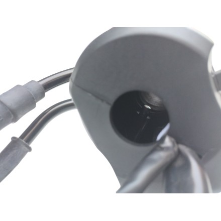 MANOPOLA CON CAVI GAS E COMMUTATORE ORIGINALE VOGE BRIVIDO 500 R 2023