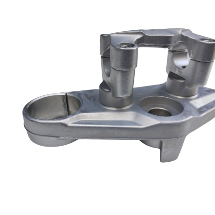 PIASTRA SUPERIORE FORCELLA ORIGINALE VOGE BRIVIDO 500 R 2023