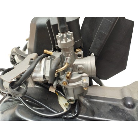BLOCCO MOTORE CON ACCESSORI E CARBURATORE ORIGINALE PEUGEOT SV 50 GEO