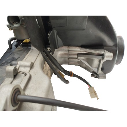 BLOCCO MOTORE CON ACCESSORI E CARBURATORE ORIGINALE PEUGEOT SV 50 GEO