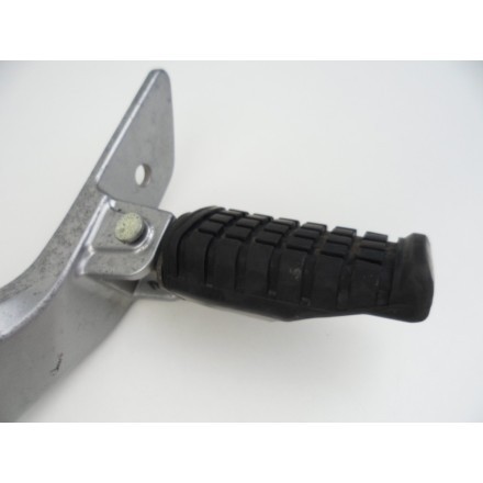 SUPPORTO PEDANA COMPLETA DI PEDALINI POGGIAPIEDE SINISTRA KAWASAKI ER-5 500 2005