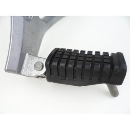 SUPPORTO PEDANA COMPLETA DI PEDALINI POGGIAPIEDE SINISTRA KAWASAKI ER-5 500 2005