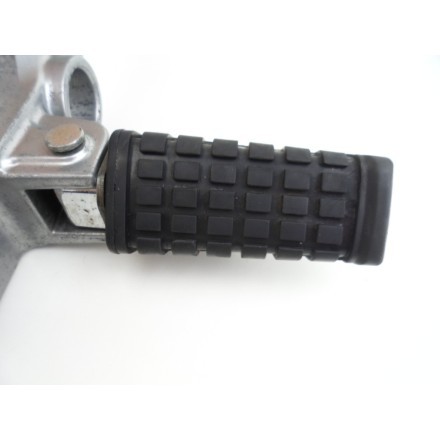 SUPPORTO PEDANA COMPLETA DI PEDALINI POGGIAPIEDE DESTRA KAWASAKI ER-5 500 2005