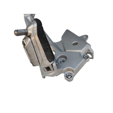 GRUPPO PEDANA POGGIAPIEDI DESTRA ORIGINALE SUZUKI GSR 600 2006