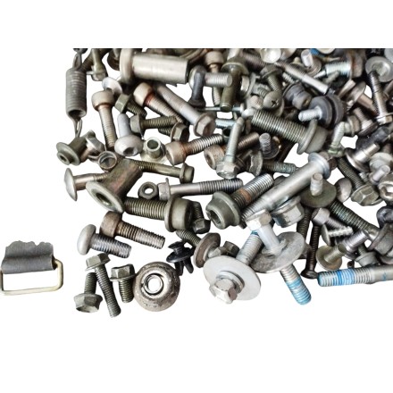 KIT VITERIA BULLONERIA PERNI VITI BULLONI ORIGINALE SUZUKI GSR 600 2006