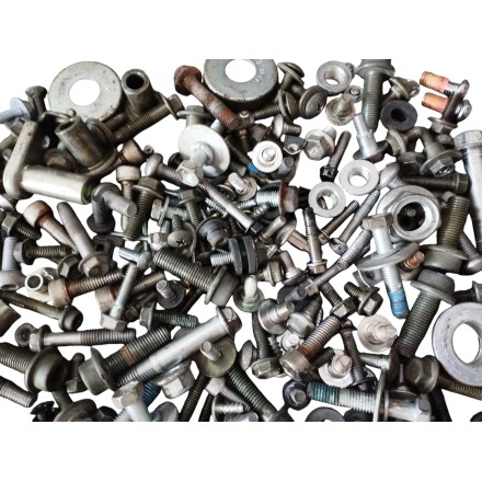 KIT VITERIA BULLONERIA PERNI VITI BULLONI ORIGINALE SUZUKI GSR 600 2006