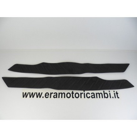 TAPPETTINI GOMME COPERTURA PEDANE POGGIAPIEDI HONDA PANTHEON 125 2003