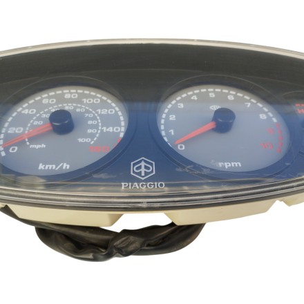 STRUMENTAZIONE QUADRO CRUSCOTTO CONTACHILOMETRI ORIGINALE PIAGGIO X9 250 2000