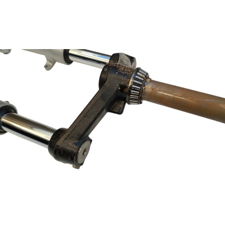 FORCELLA SOSPENSIONE ANTERIORE PIASTRA E STELI ORIGINALE PIAGGIO X9 250 2000