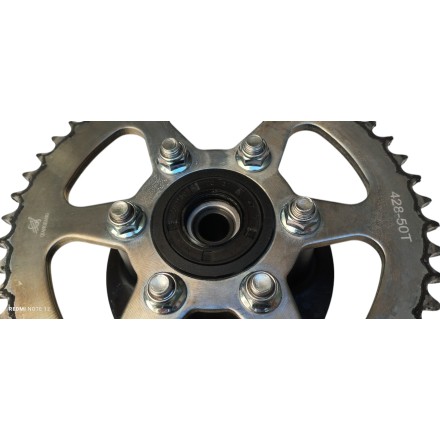 QJ Motor SRK 125 S 2024 MOZZO RUOTA POSTERIORE CON CORONA ORIGINALE