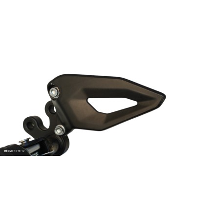 QJ Motor SRK 125 S 2024 GRUPPO PEDANA ANTERIORE SINISTRA ORIGINALE