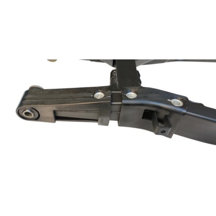 QJ Motor SRK 125 S 2024 FORCELLONE BRACCIO RUOTA POSTERIORE ORIGINALE