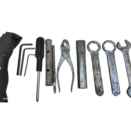 SUZUKI DL 1000 V-STROM 2002 SET UTENSILI CHIAVI TROUSSE ATTREZZI ORIGINALE