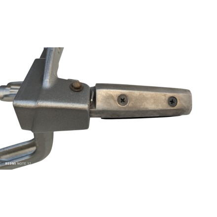 SUZUKI DL 1000 V-STROM 2002 SUPPORTO CON PEDANA POSTERIORE DESTRA ORIGINALE