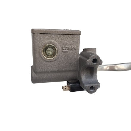 POMPA E LEVA FRENO ANTERIORE ORIGINALE SUZUKI UH 150 BURGMAN 2005