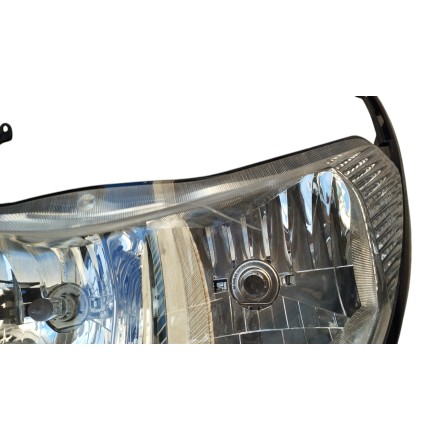 CARENA CUPOLINO CON FANALE ANTERIORE ORIGINALE SUZUKI UH 150 BURGMAN 2005