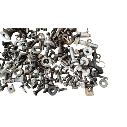 VITERIA & BULLONERIA PERNI BULLONI ORIGINALE SUZUKI UH 150 BURGMAN 2005