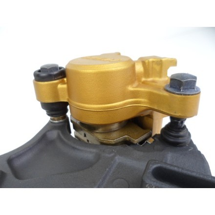 NISSIN PINZA FRENO RUOTA POSTERIORE CON SUPPORTO TRIUMPH STREET TRIPLE 675 2010