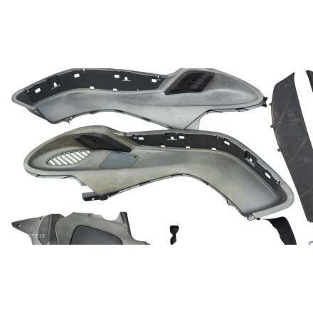 SET COVER PLASTICHE CARENA PEDANE ORIGINALE PIAGGIO X9 250 (2000-2002)