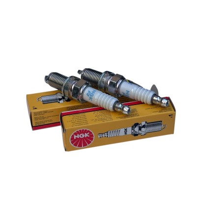 KIT TAGLIANDO OLIO BARDAHL+CANDELE+FILTRO+TAPPO PER DUCATI Monster 620 2002-2006