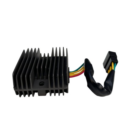 REGOLATORE DI TENSIONE PER TRIUMPH / GSX R 1000 750 600 1996/2004 HAYABUSA VL 1500 1998 (VEDERE DESCRIZIONE PER COMPATIBILITA')