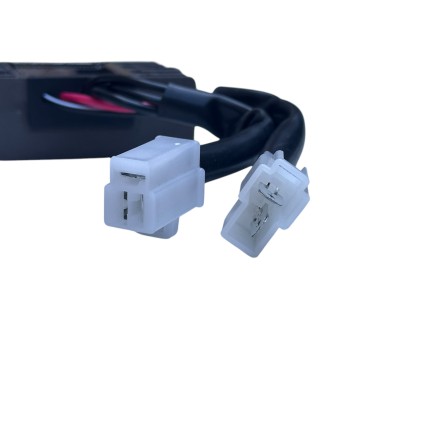 REGOLATORE DI TENSIONE RADDRIZZATORE DI CORRENTE PER SUZUKI AN 125 / GZ MARAUDER /  GN / TU / RGV GAMMA 500