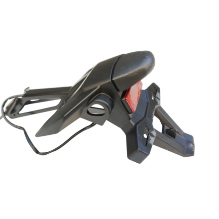 PARAFANGO PORTATARGA POSTERIORE ORIGINALE YAMAHA MTT690 Tracer 700 2023