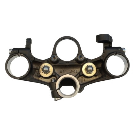 PIASTRA FORCELLA BASE SUPERIORE ORIGINALE YAMAHA MTT690 Tracer 700 2023