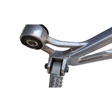 SUPPORTO PEDANA POSTERIORE DESTRA ORIGINALE YAMAHA YZF-R1 2003
