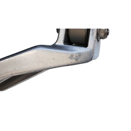 SUPPORTO PEDANA POSTERIORE SINISTRA ORIGINALE YAMAHA YZF-R1 2003