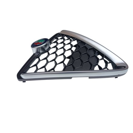 156109980 SCUDETTO SCUDO GRIGLIA PARAURTI ORIGINALE ALFA ROMEO GIULIETTA 2018 2.0 Mod. 940