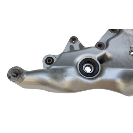 STAFFA SUPPORTO SCARICO MOTORE ORIGINALE YAMAHA YP 250 Majesty 2002