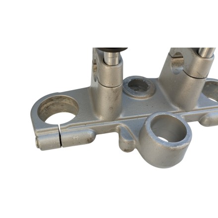 PIASTRA BASE STERZO FORCELLA SUPERIORE ORIGINALE BMW F650 GS (2000-2003)